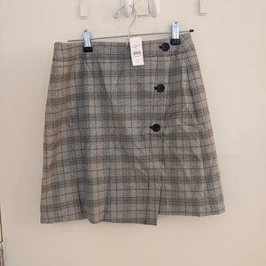 BRAND NEW (never worn) LOFT Plaid Skirt Size 2